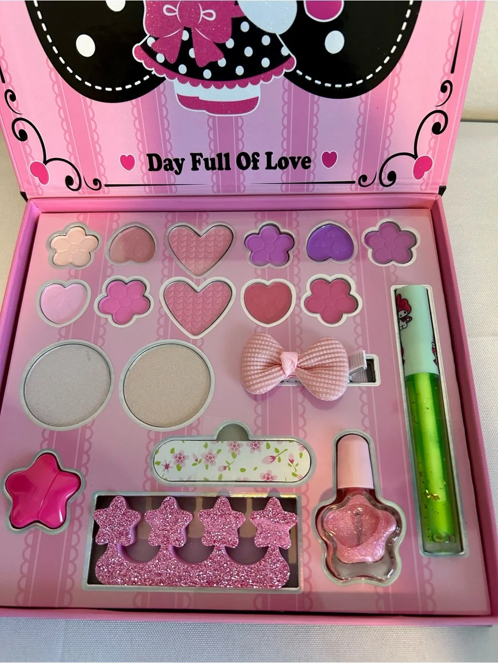 Hello Kitty Pink Kids Makeup & Accessories Set